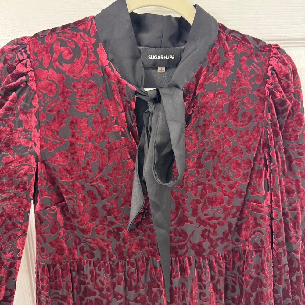 Sugar Lips Sweet as a Rose Tie Neck Velvet‎ Tiered Dess Burgundy